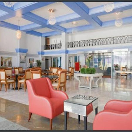 Royal Palms Hotel Mumbai Dış mekan fotoğraf
