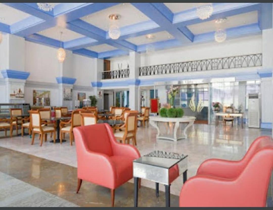 Royal Palms Hotel Mumbai Dış mekan fotoğraf